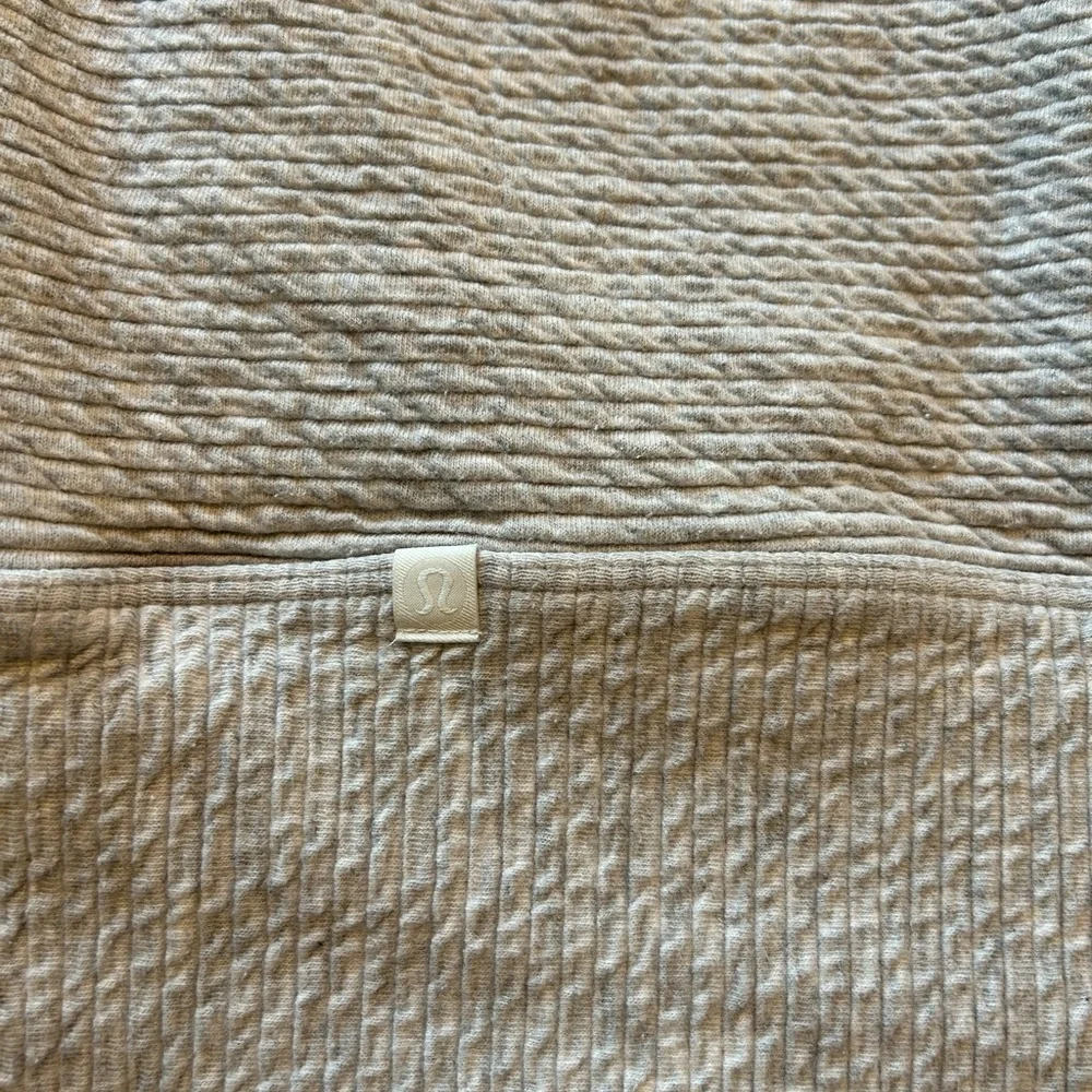 Lululemon Call for Cozy Dress size 6 Sweaterdress Heathered Core Light Grey